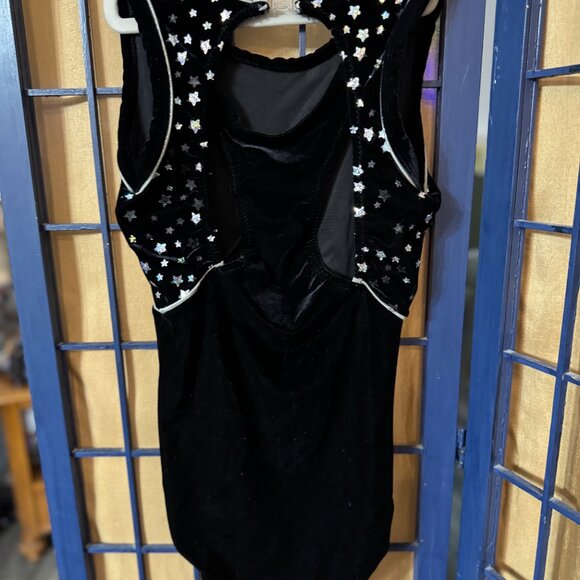 💫 Alpha Factor Black Velvet Star Leotard Girls CL - Picture 6 of 10